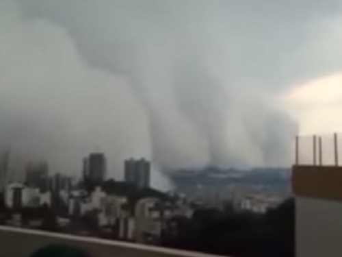 Il “nubimoto”: dall’Arabia al Brasile fenomeni da panico
